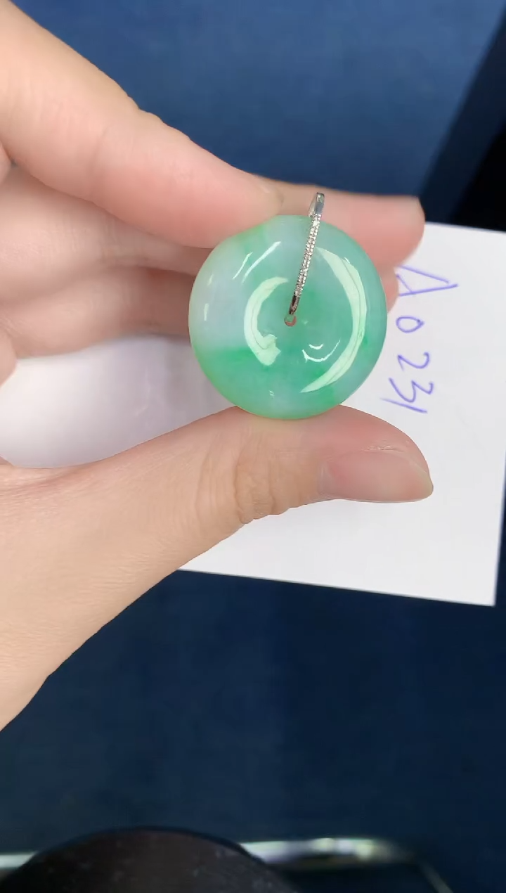 【闪购商品】翡翠颈饰18K金镶嵌000000000