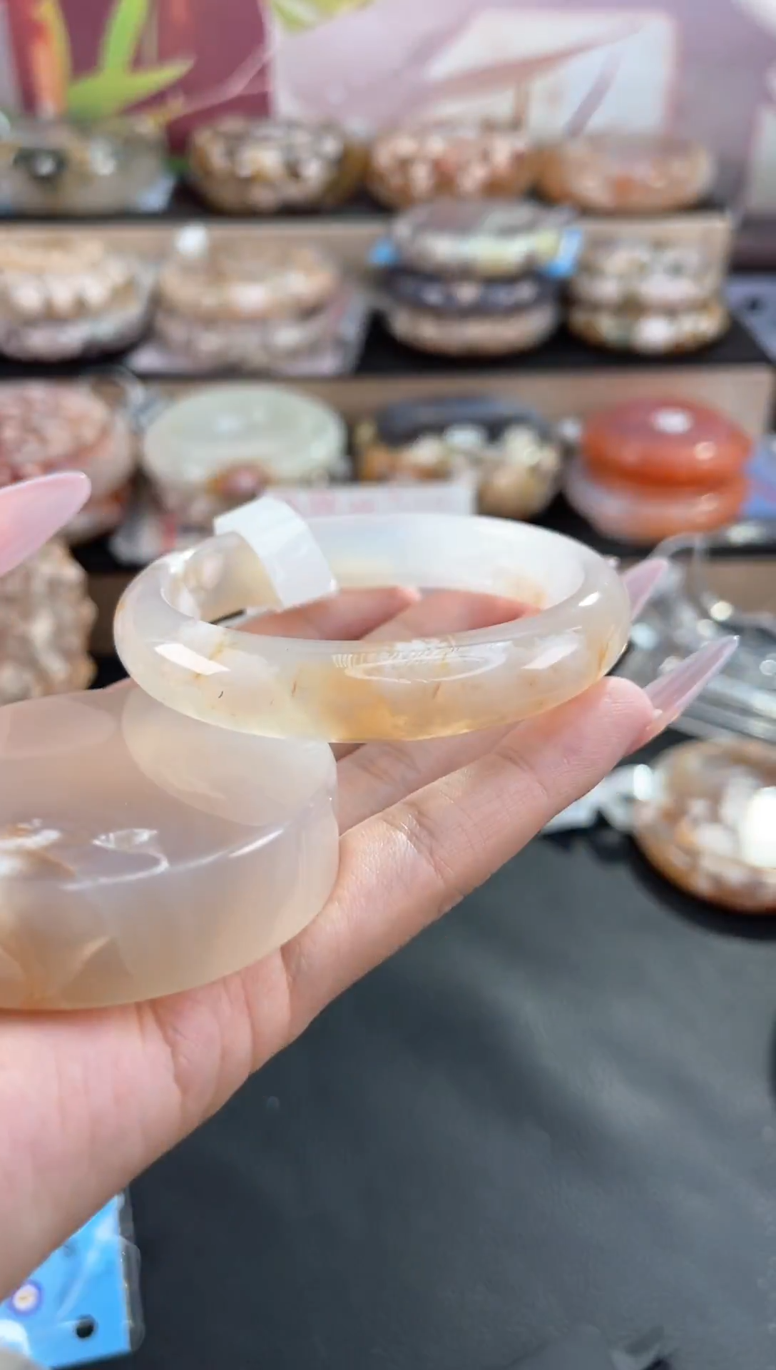 手镯玛瑙/玉髓未镶嵌56