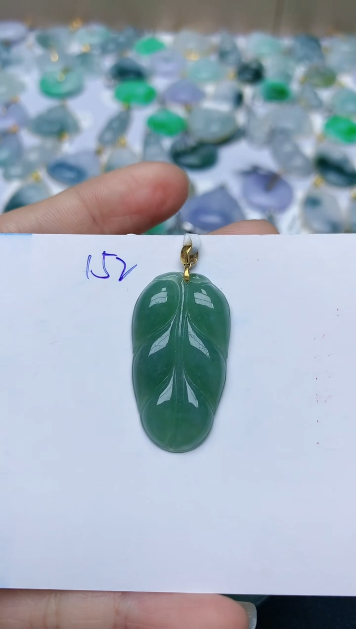 【闪购商品】翡翠颈饰18K金镶嵌天然翡翠A货    152