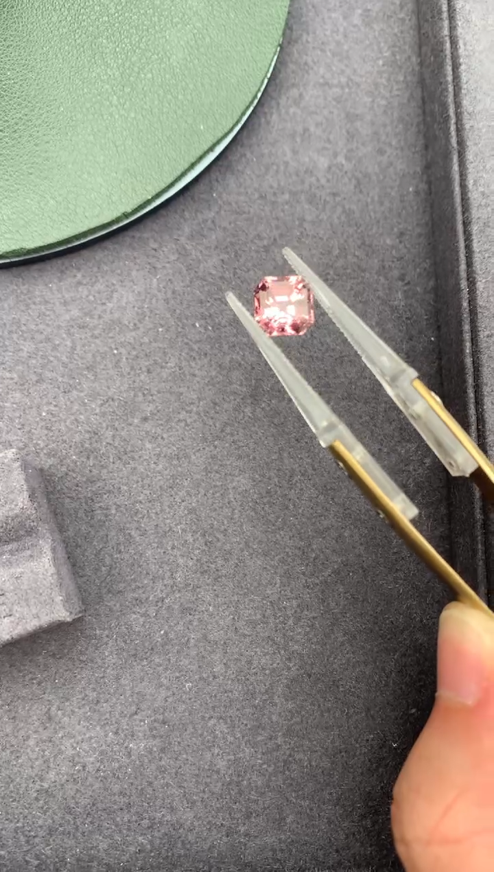 未镶嵌珠宝半成品碧玺爱**地2.7ct粉碧玺  定制   BH 