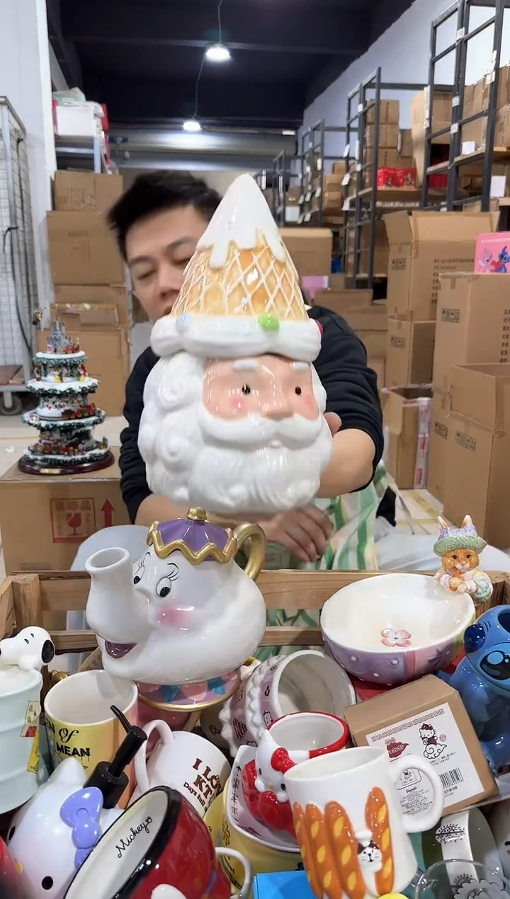 瓷片圣诞老人冰激凌带盖罐微瑕