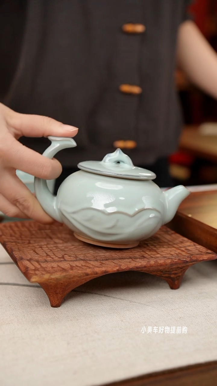 【闪购商品】摆件小师妹-钧瓷-信任