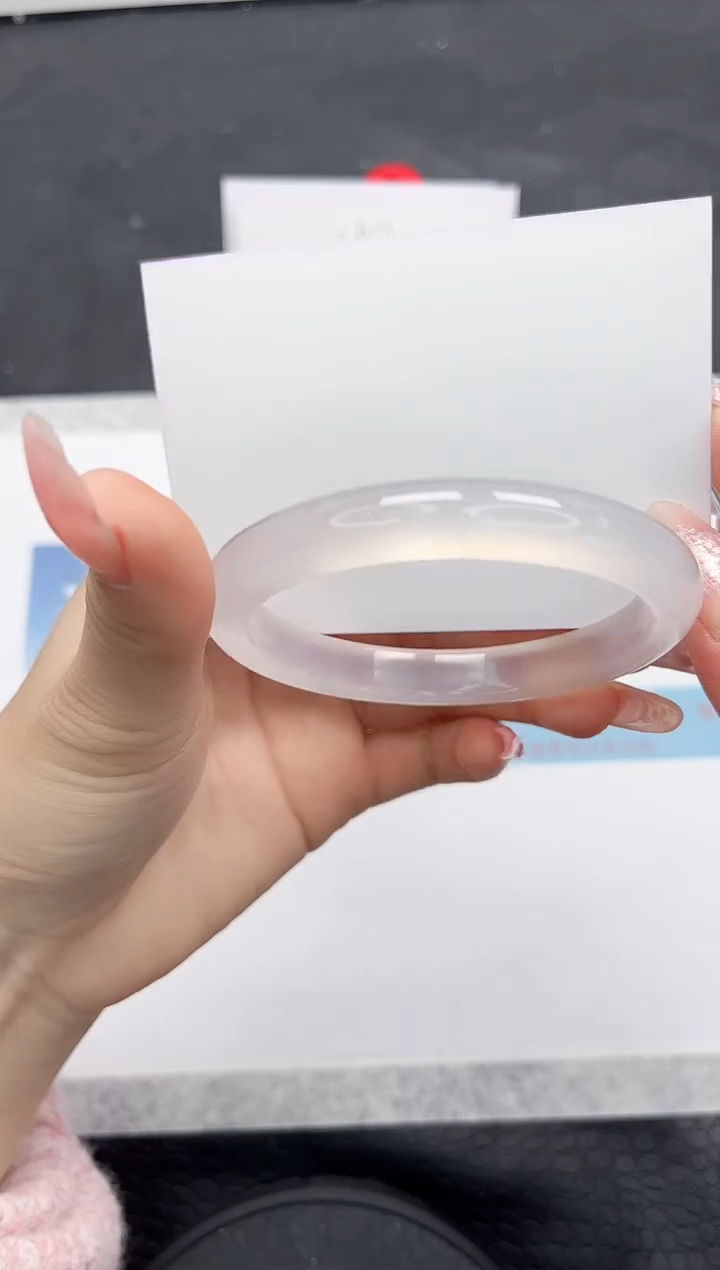 【闪购商品】石英质玉手镯未镶嵌L128-60