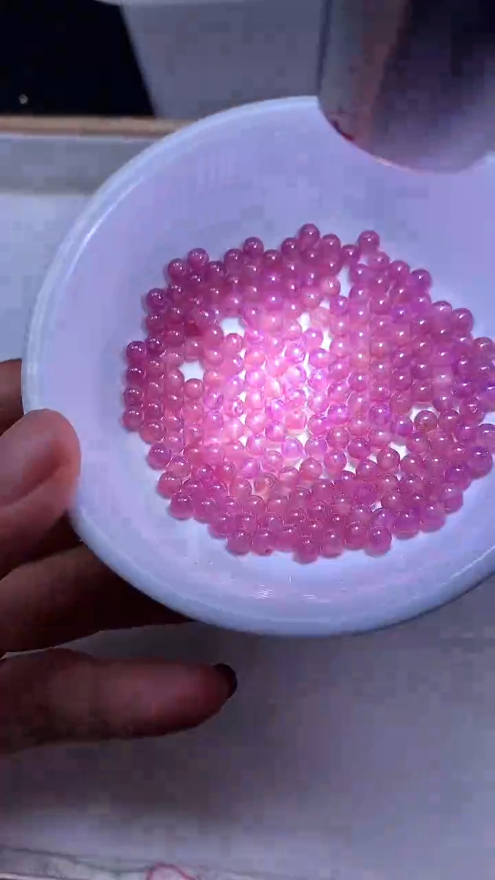 未镶嵌散珠红宝石D6 粉宝石4mm10个9.9元