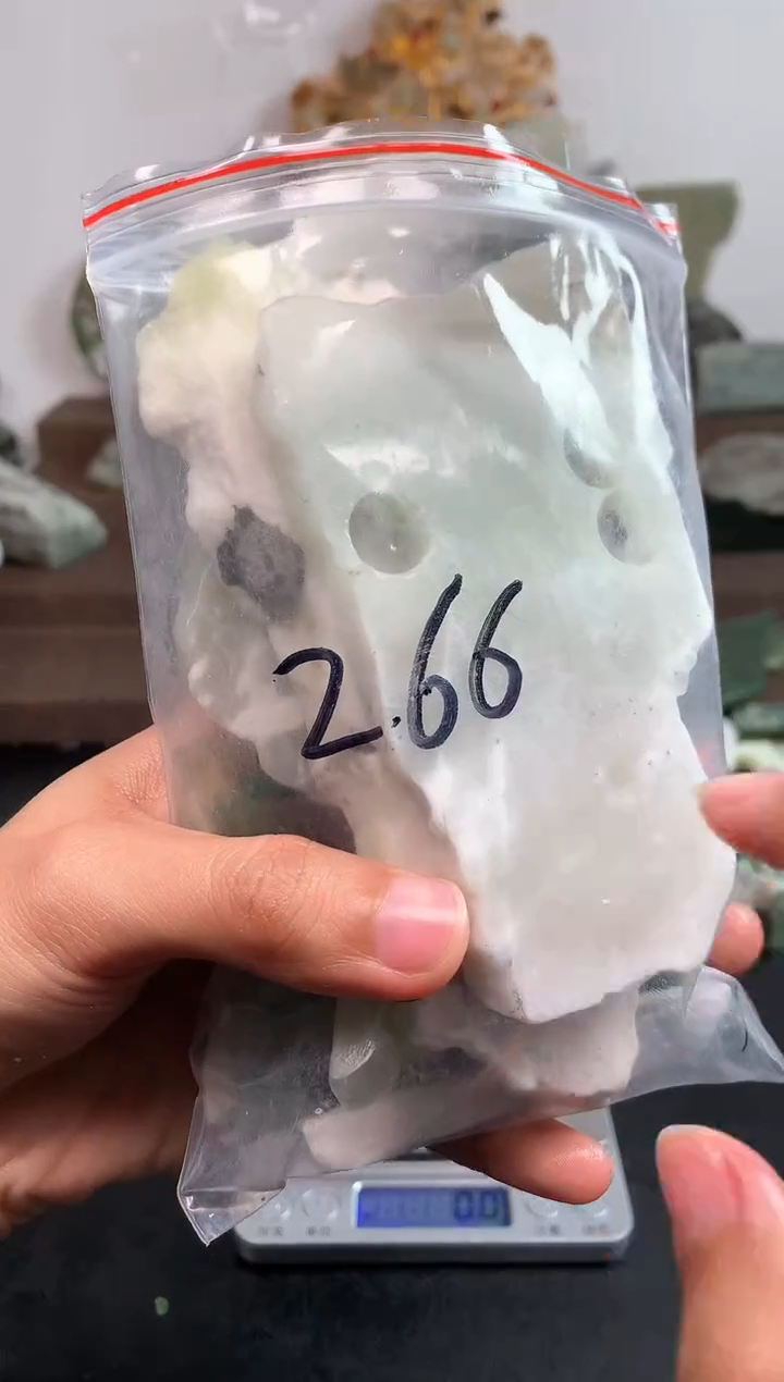 未镶嵌和田玉摆件266