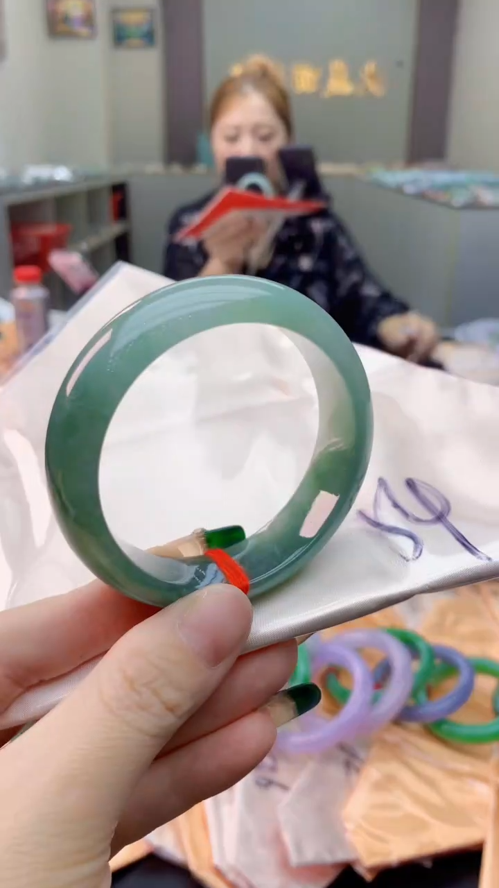 未镶嵌手镯翡翠0835814386