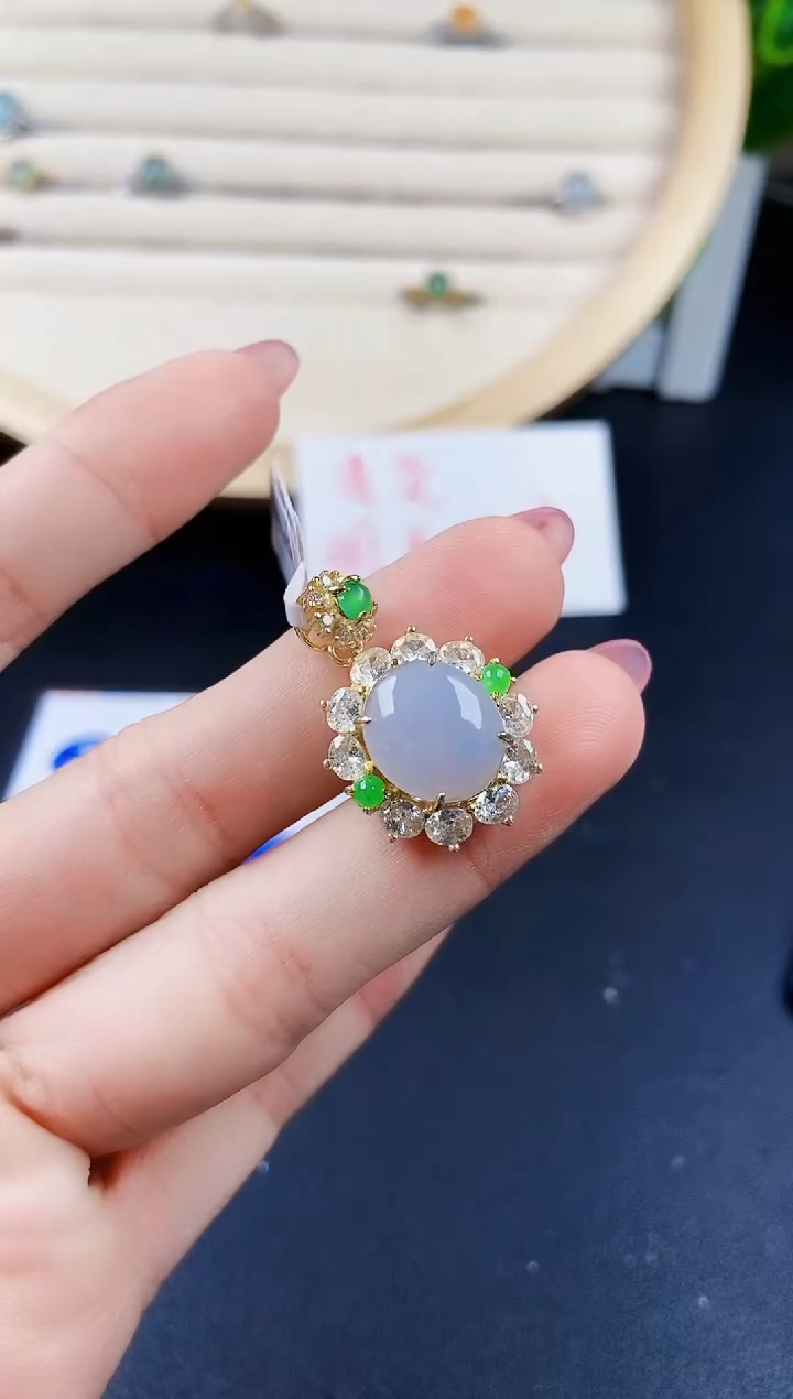 【闪购商品】翡翠颈饰银S925镶嵌120120120