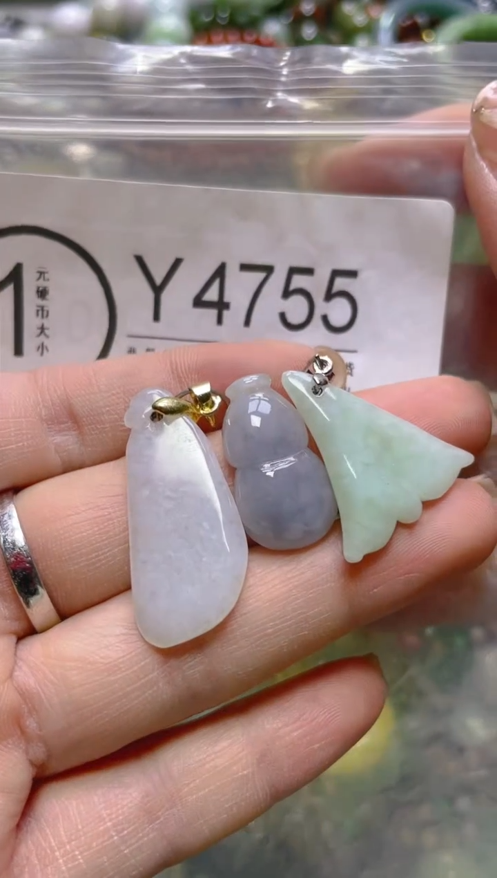 颈饰未镶嵌翡翠/Y/翡翠A货，一件也是批发价