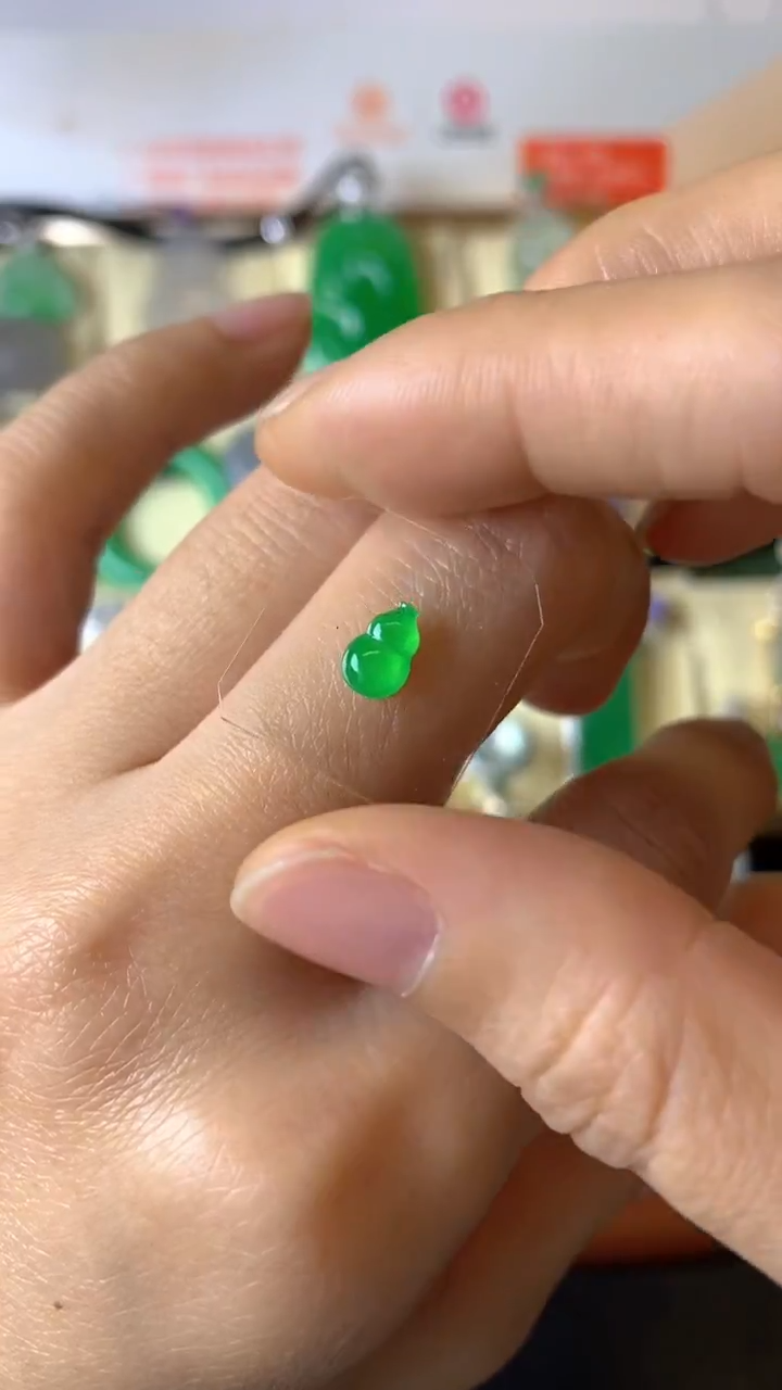 【闪购商品】定制翡翠未镶嵌1裸玉（客户意向镶嵌）