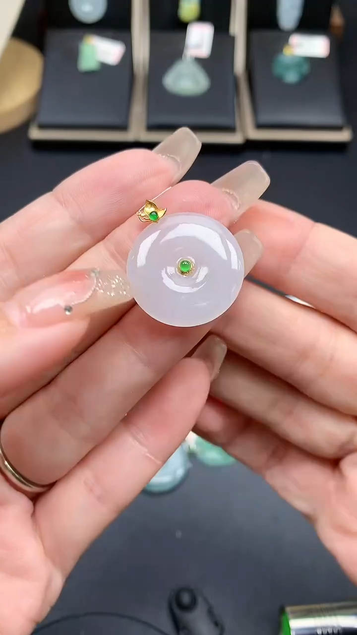 【闪购商品】翡翠吊坠(不含链)18K金镶嵌MS141713