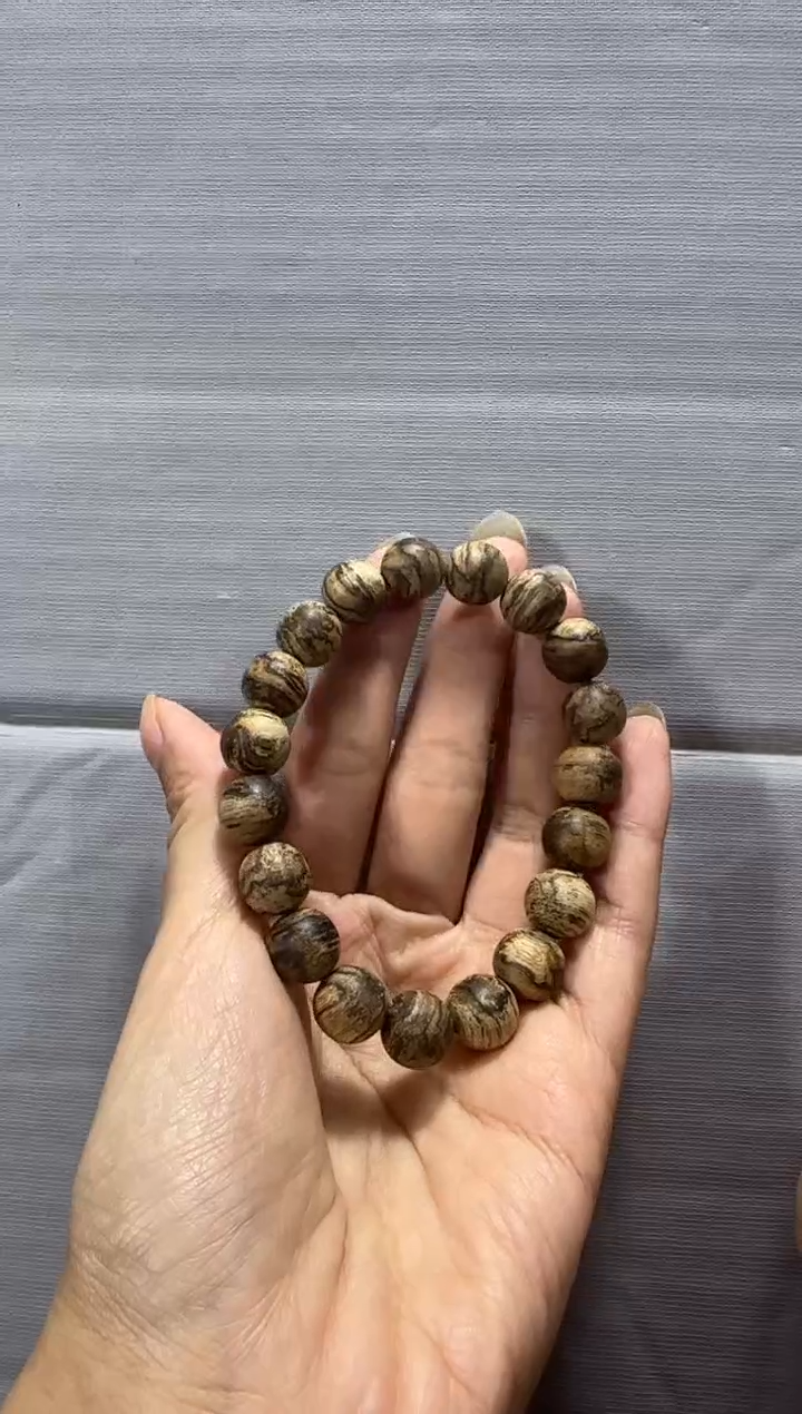 【闪购商品】沉香手串日本10伽罗1.0单圈多样性发货发其一