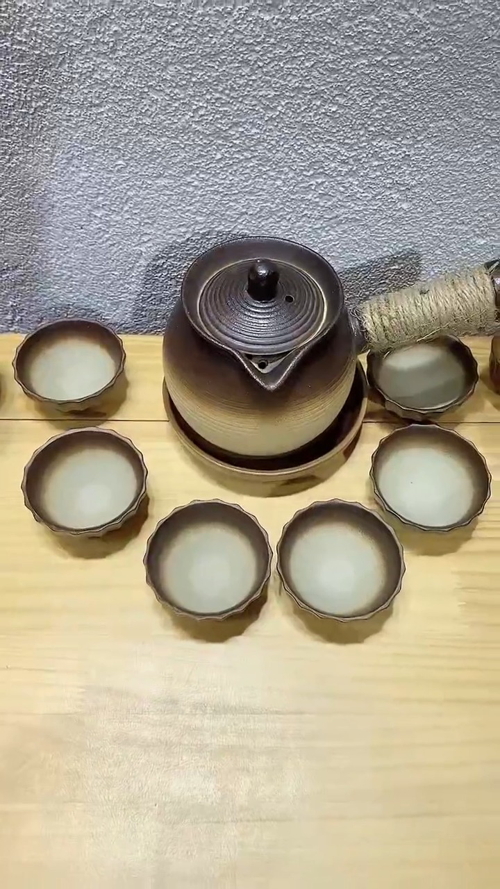 【闪购商品】700ml圆满罐罐壶+壶承+6黑花瓣