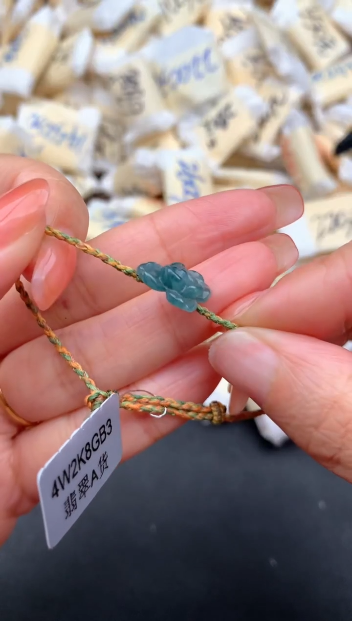 未镶嵌挂件翡翠1