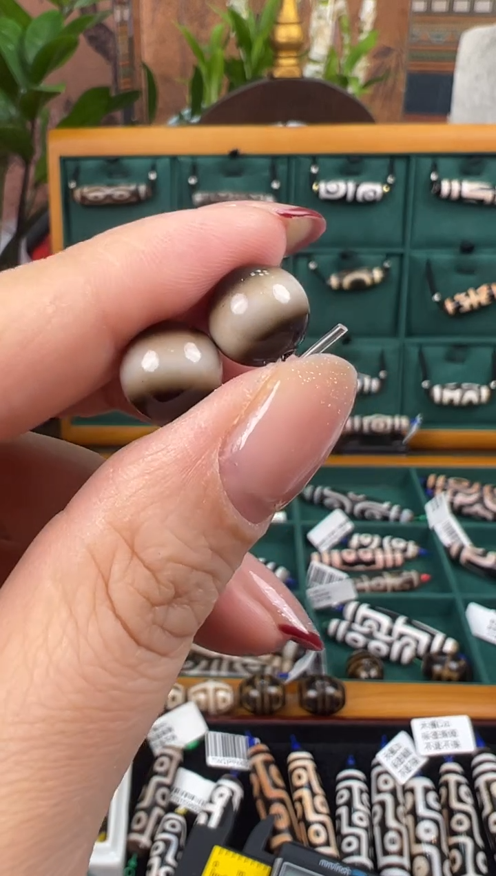 【闪购商品】玛瑙/玉髓颈饰合金96.