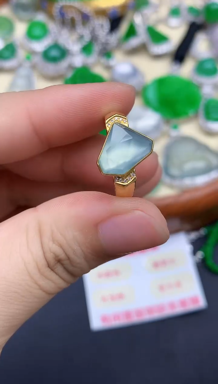 18K金镶嵌戒指翡翠459-中国好珍宝