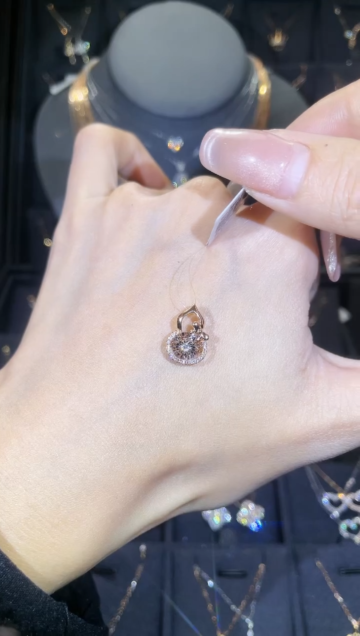【闪购商品】钻石吊坠(不含链)18K金镶嵌18K金玫  多人 葫芦