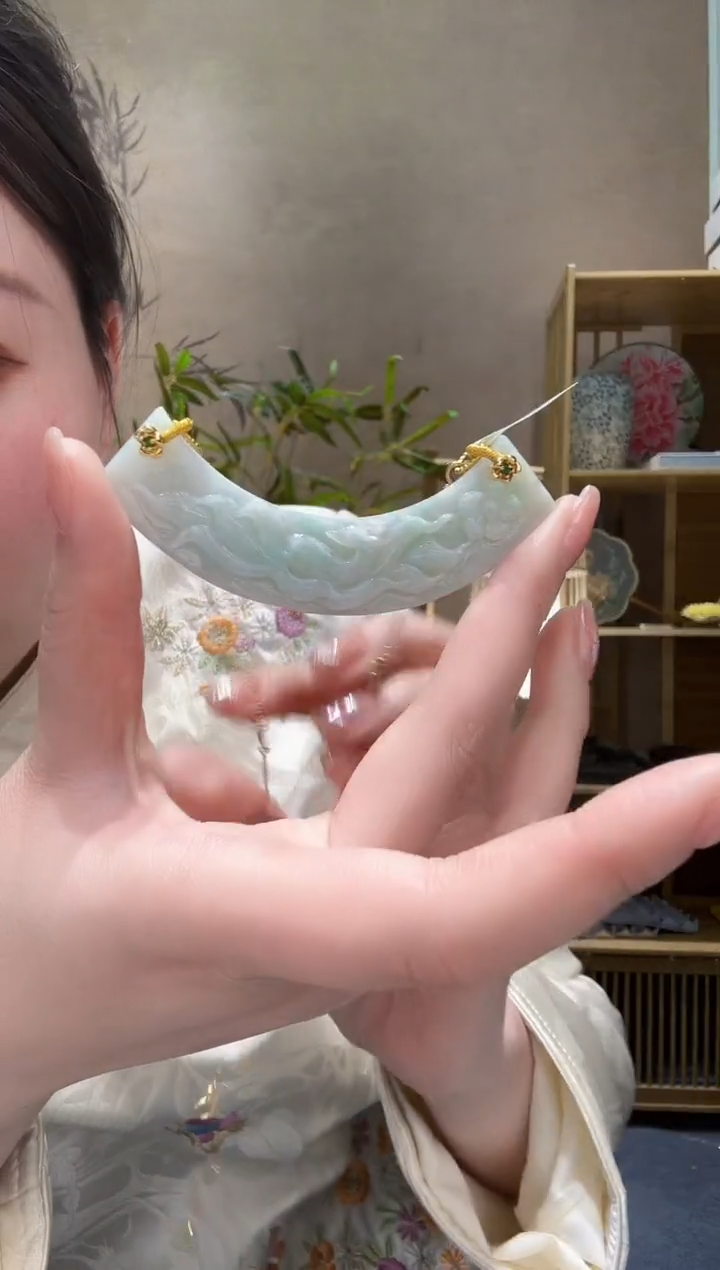 【闪购商品】翡翠颈饰未镶嵌吊坠