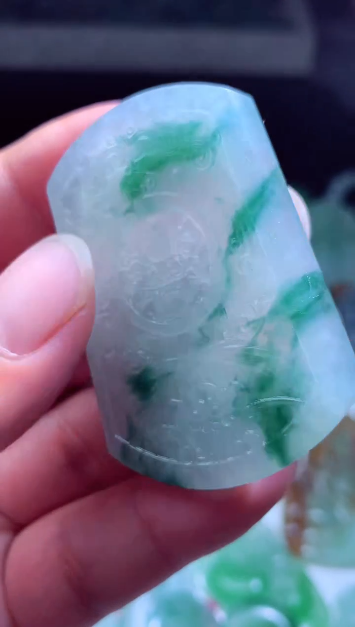 定制翡翠未镶嵌翡翠毛货定制