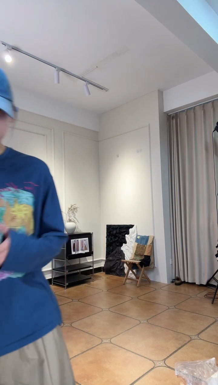 漫***骨设计师品牌藏青色S码长袖T