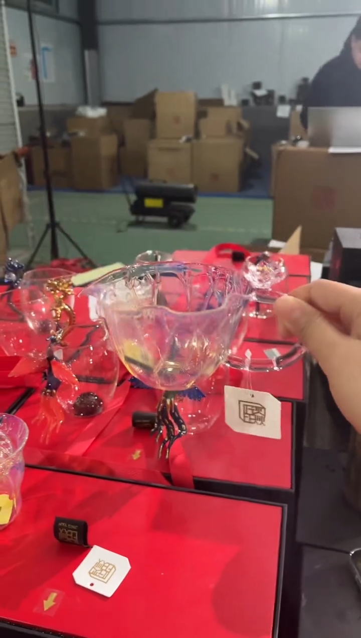 【闪购商品】晶焱荷韵测吧粉色+花瓣品杯
