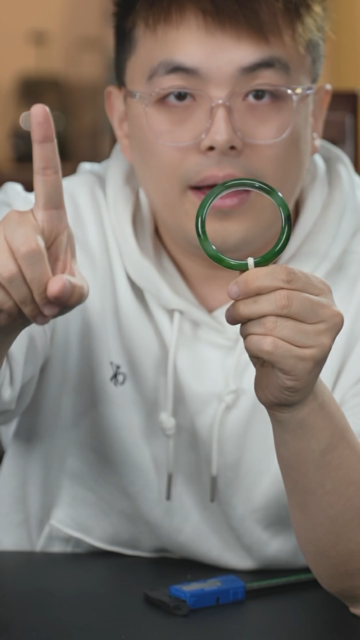 【闪购商品】和田玉手镯未镶嵌17号圈口55+