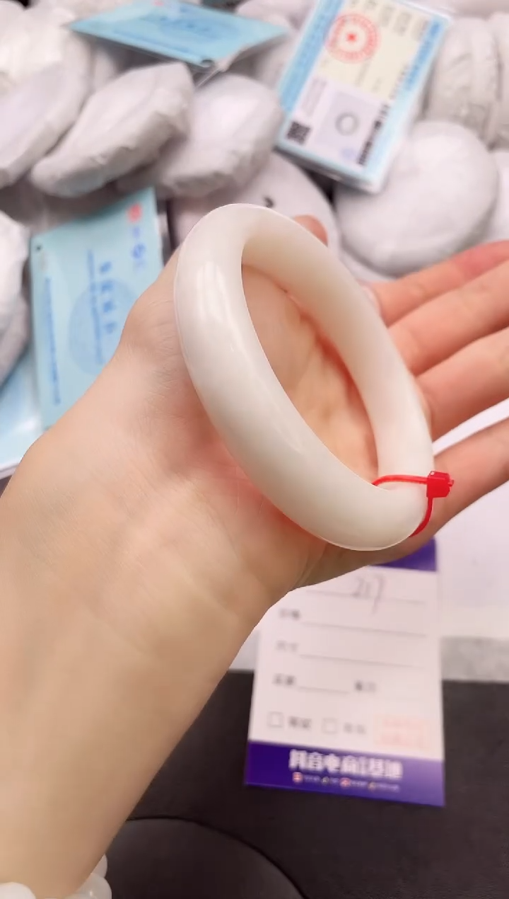 【闪购商品】和田玉手镯未镶嵌3K217-58