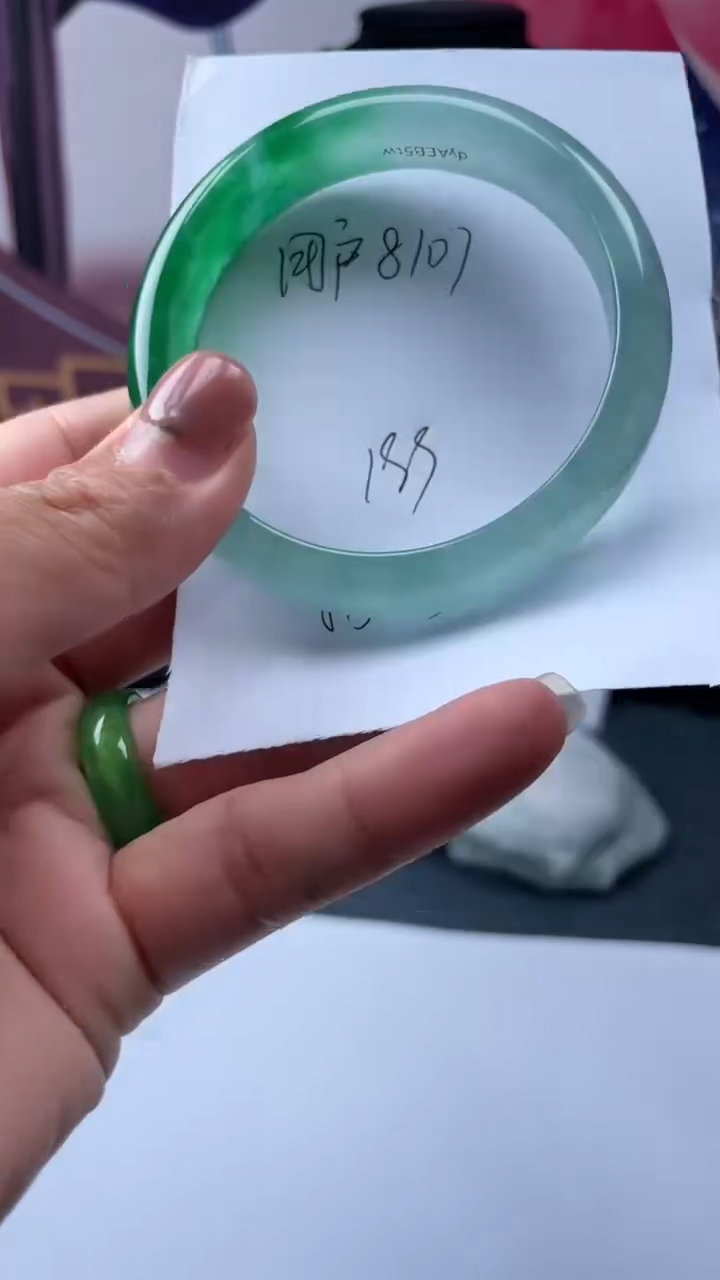 非金属仿水晶用****6手镯