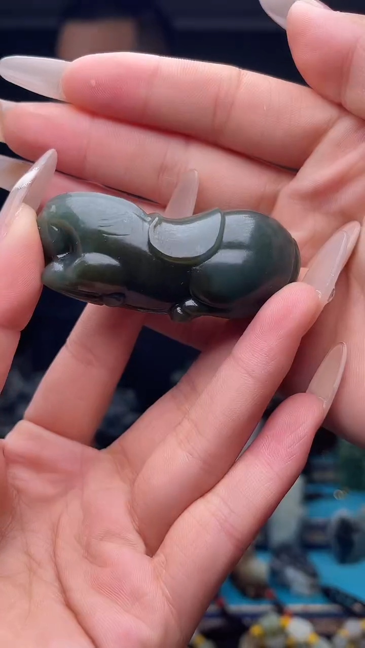 未镶嵌和田玉挂件1