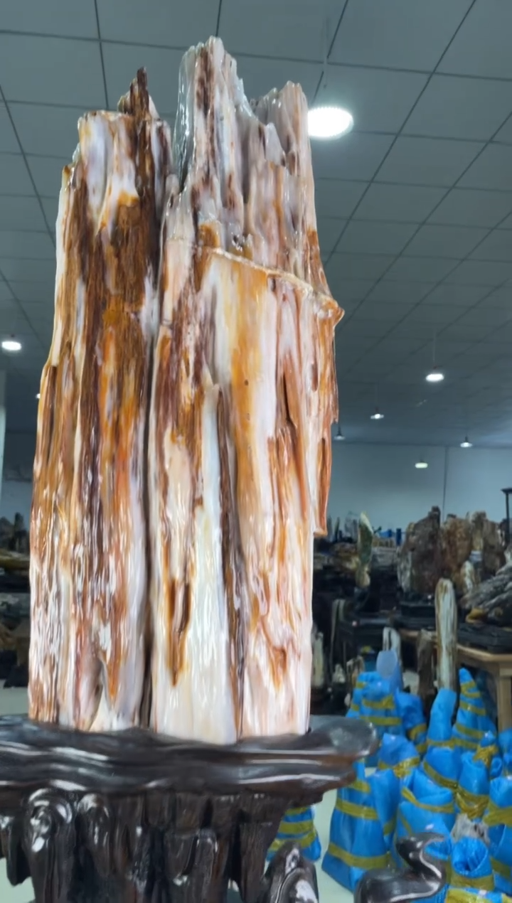 【闪购商品】硅化玉摆件未镶嵌62