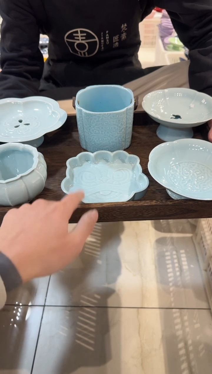 瓷片陶微瑕商品 介意勿拍 【带托盘】