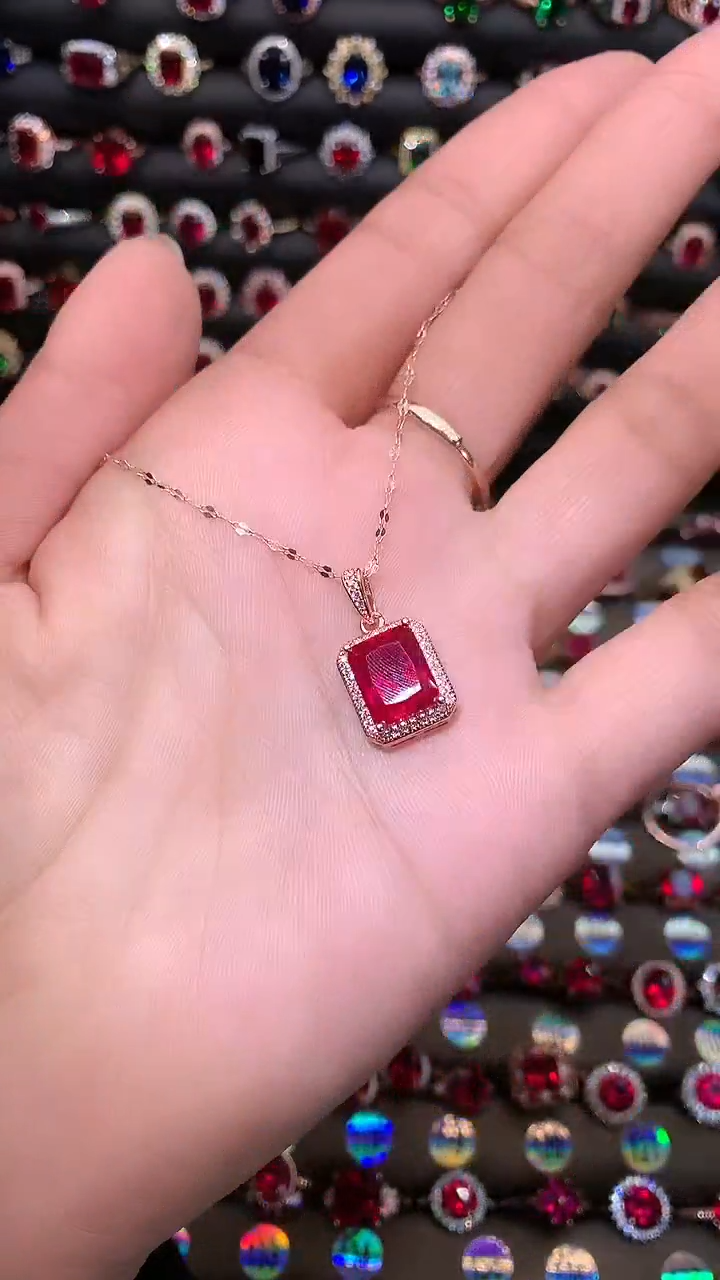 【闪购商品】红宝石吊坠(赠链)银S925镶嵌1