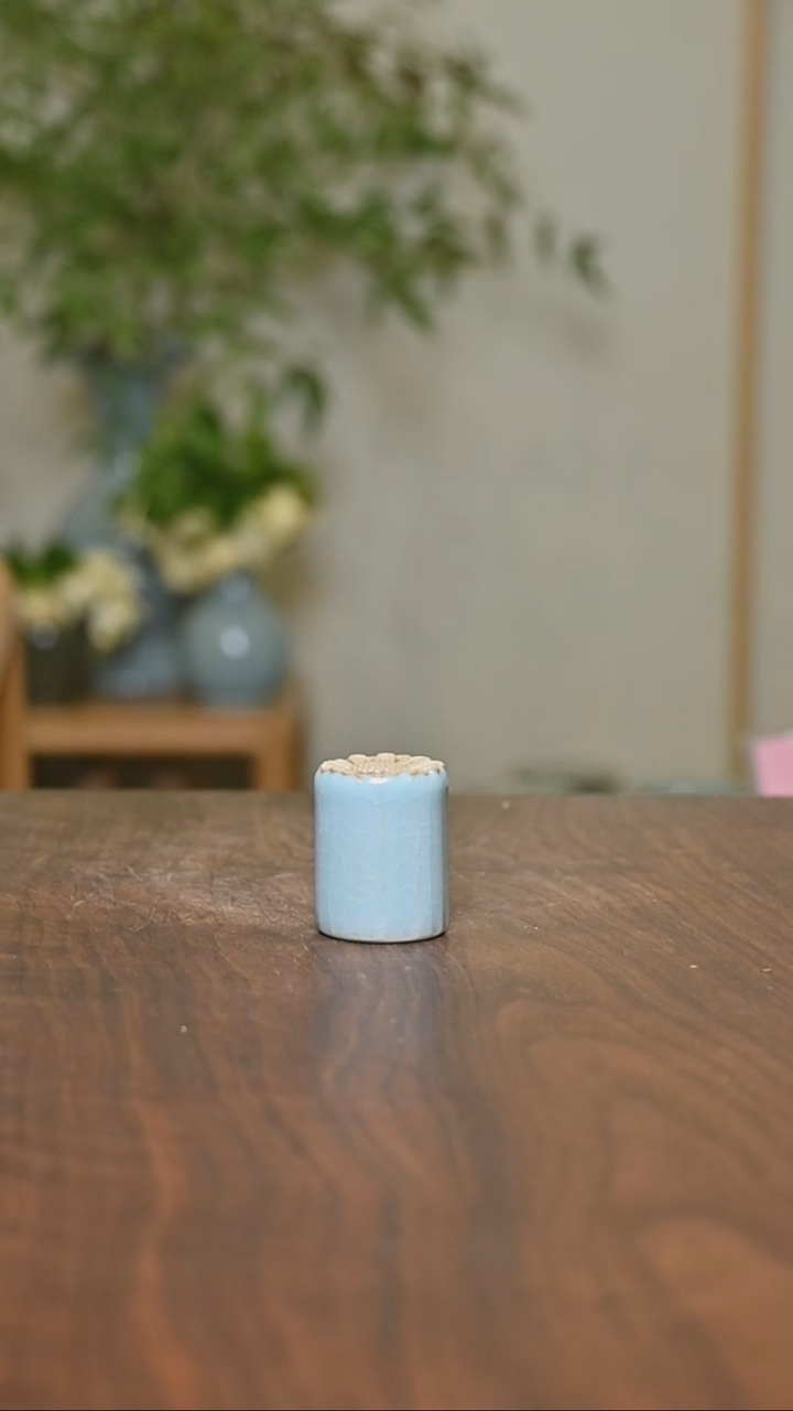 其他花瓣盖置 微瑕 天青釉 