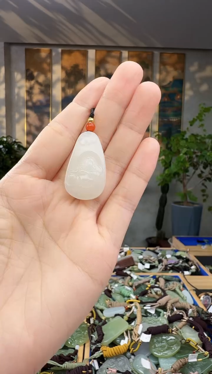 未镶嵌和田玉挂件拍一发一