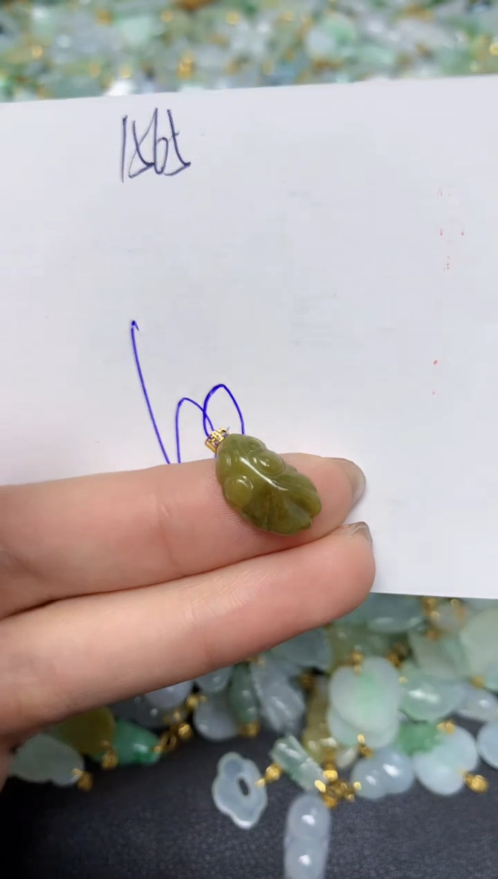 【闪购商品】翡翠颈饰18K金镶嵌天然翡翠A货