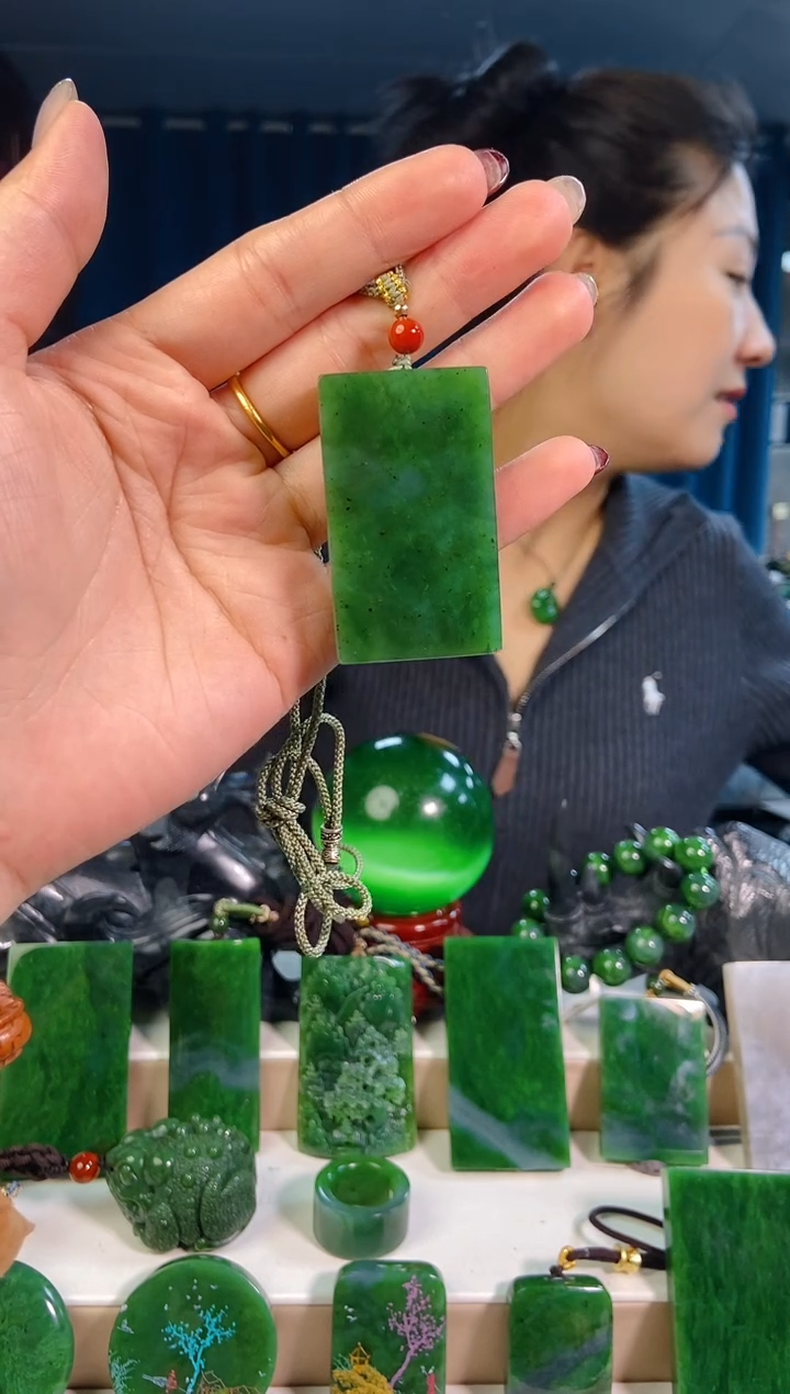 【闪购商品】和田玉挂件未镶嵌1