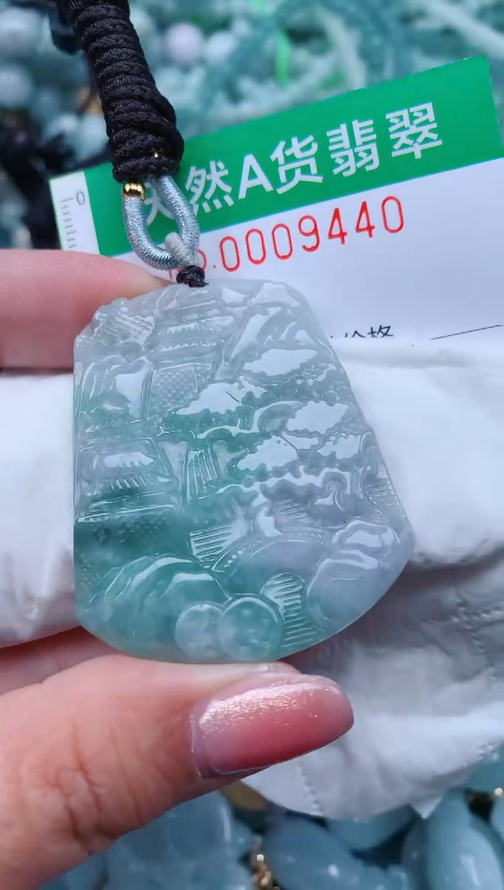 【闪购商品】翡翠颈饰未镶嵌.0009440
