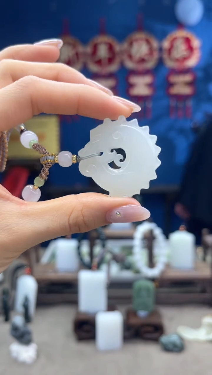 【闪购商品】和田玉颈饰未镶嵌1