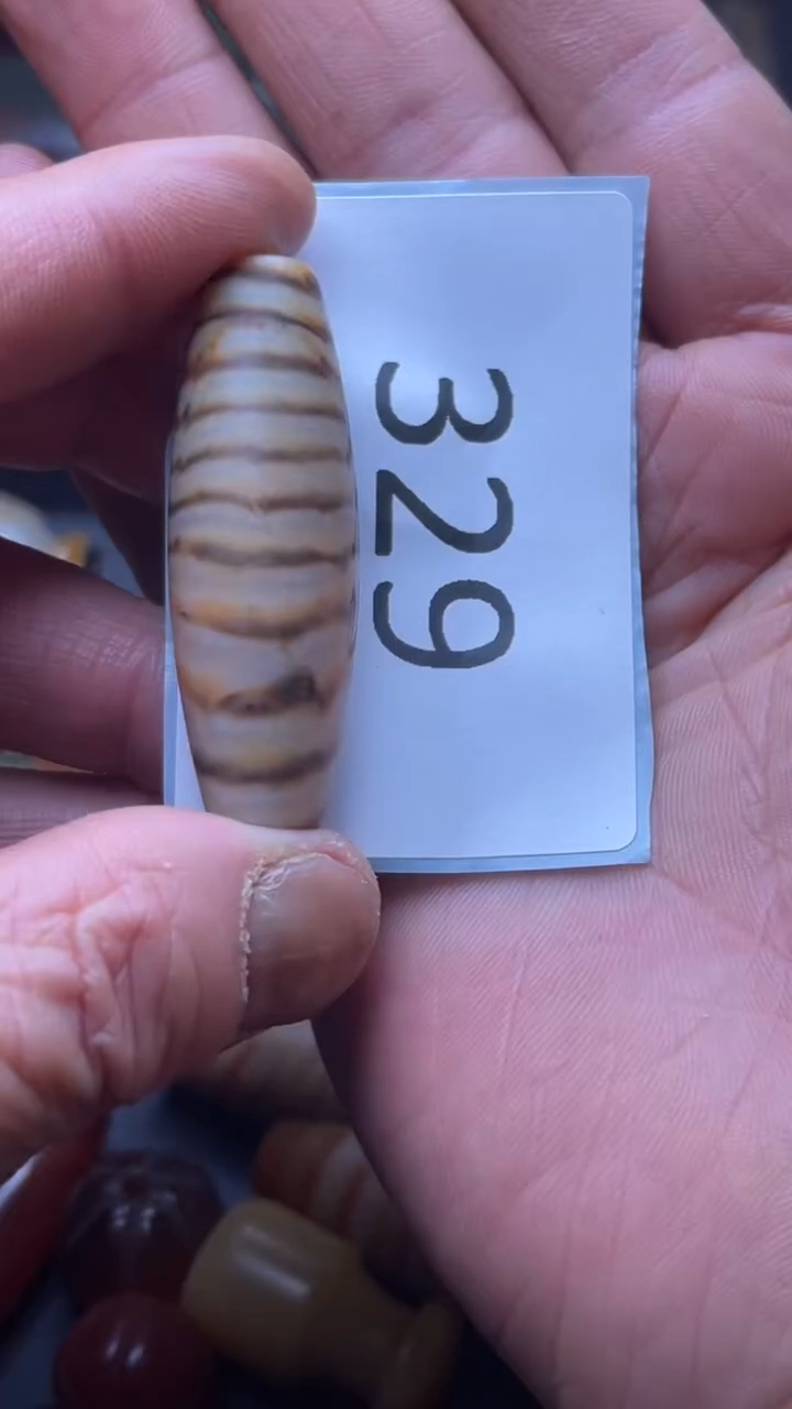 未镶嵌颈饰玛瑙/玉髓1