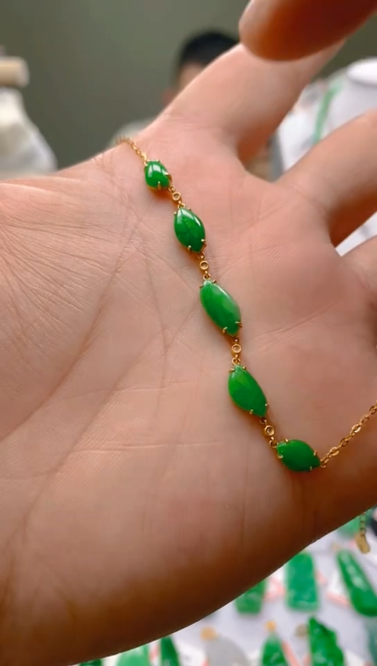 【闪购商品】翡翠颈饰18K金镶嵌新号开播，全场乱卖