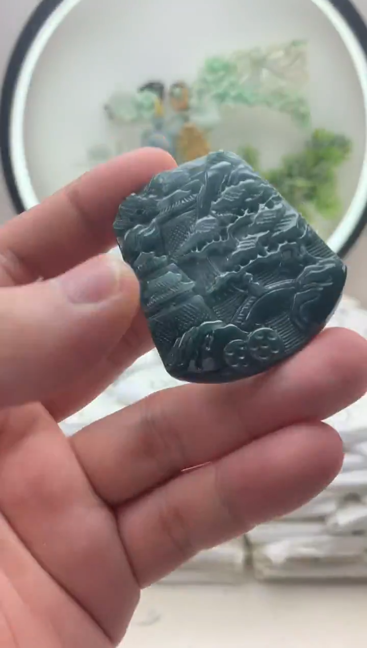颈饰未镶嵌翡翠山水