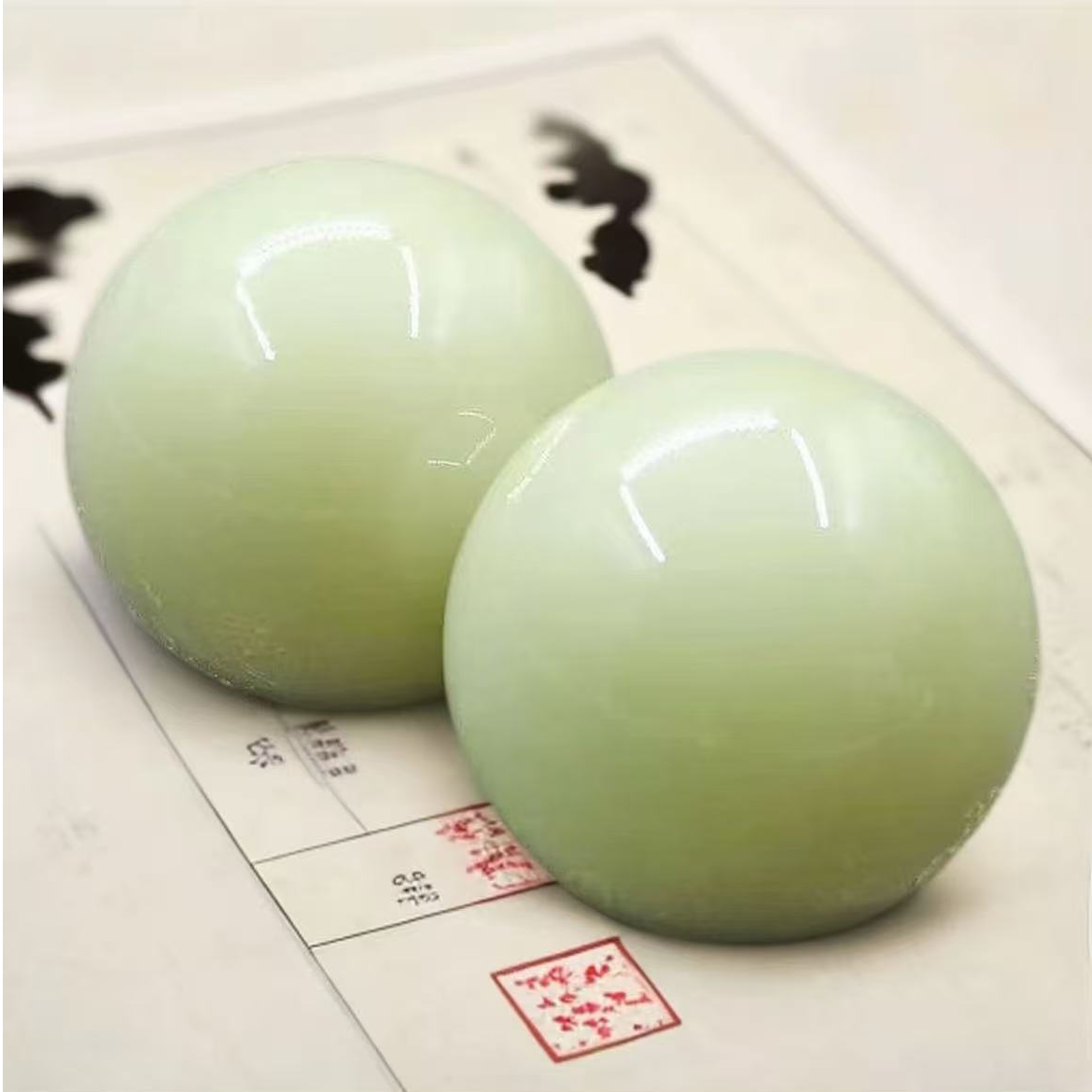 SC-492夜光球石头发光夜明珠手球吸光发亮手把件把玩