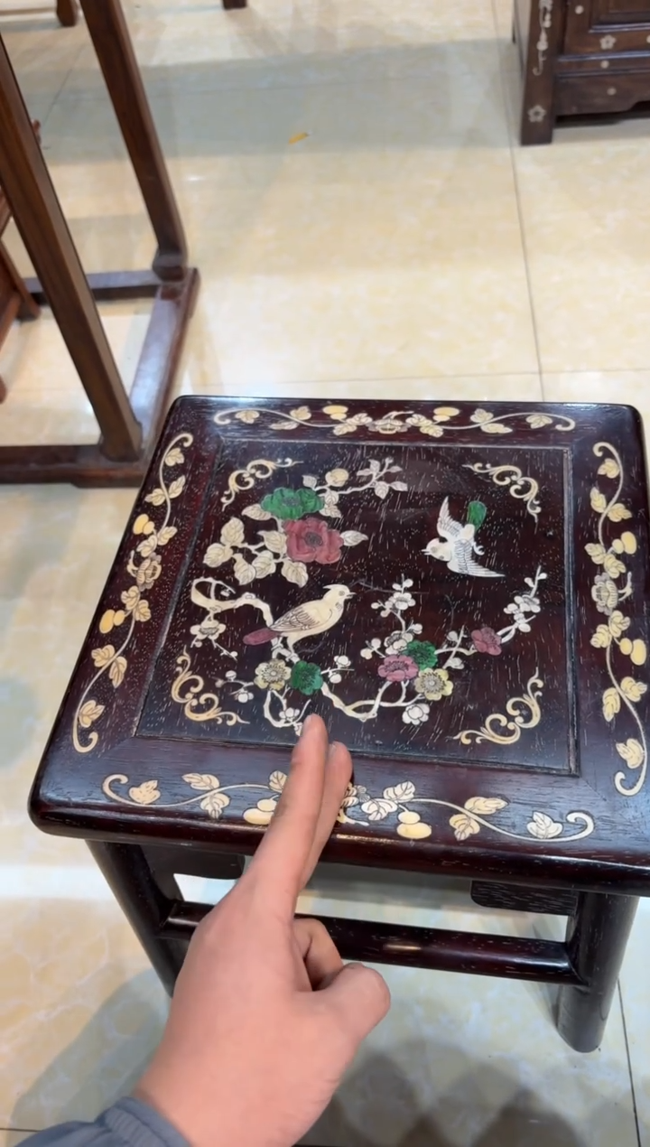 小叶紫檀富贵凳木