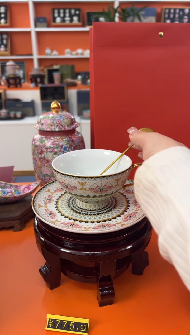 【闪购商品】瓷片小乔闪电购链接