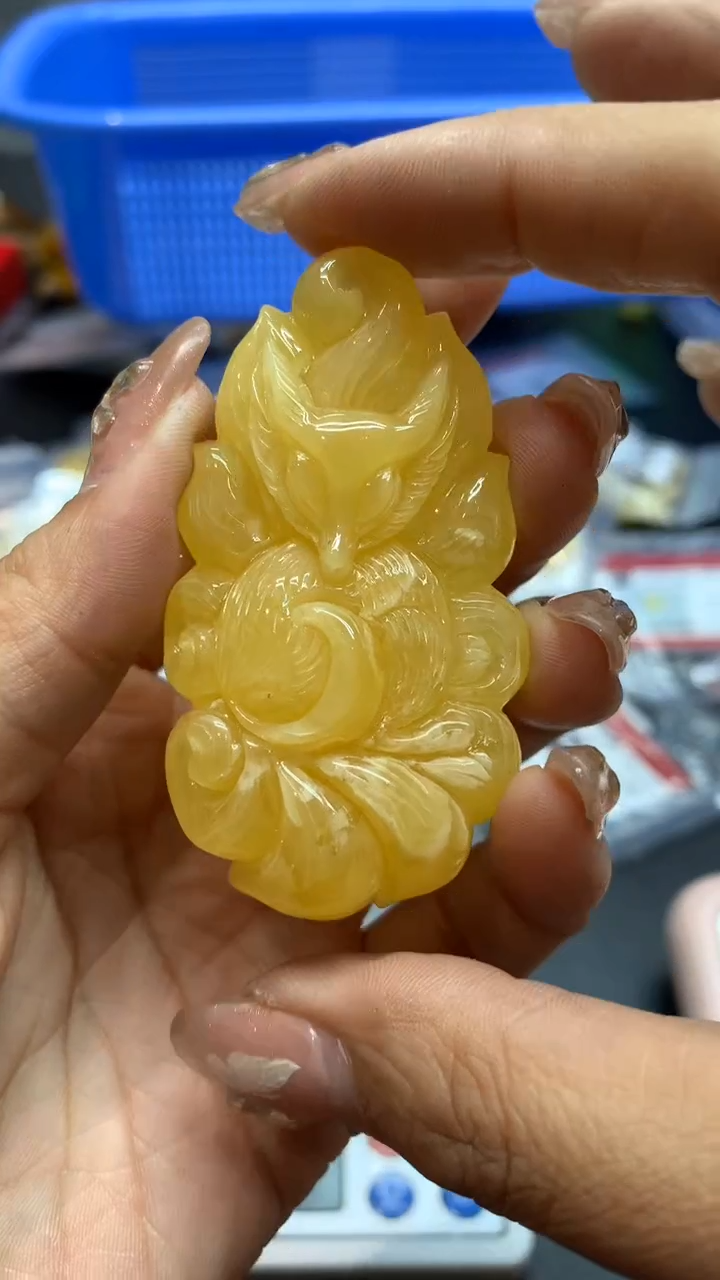 未镶嵌琥珀珠宝奇石6