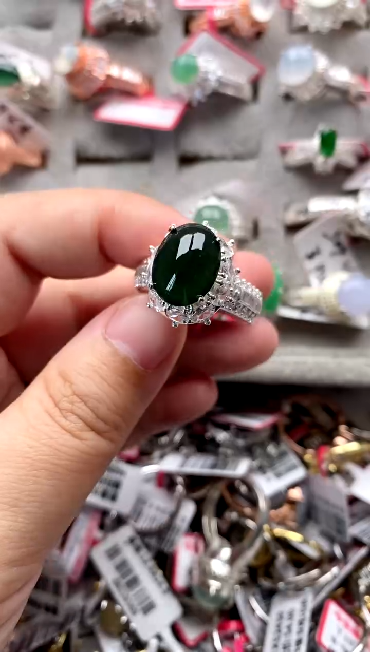 【闪购商品】翡翠戒指未镶嵌00000000021