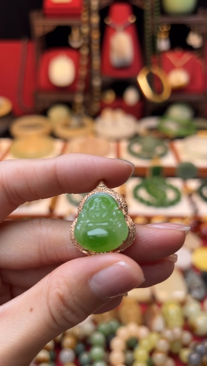 【闪购商品】和田玉挂件18K金镶嵌精品