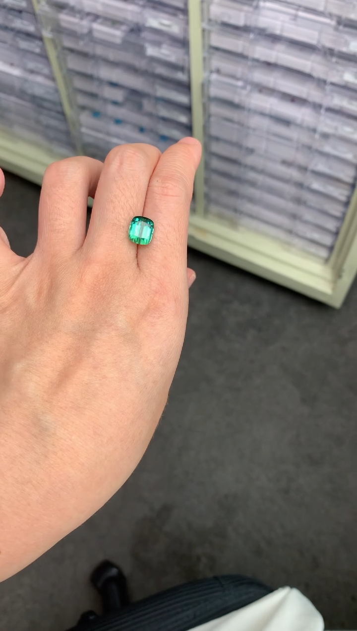 裸石未镶嵌碧玺4.3ct拉贡