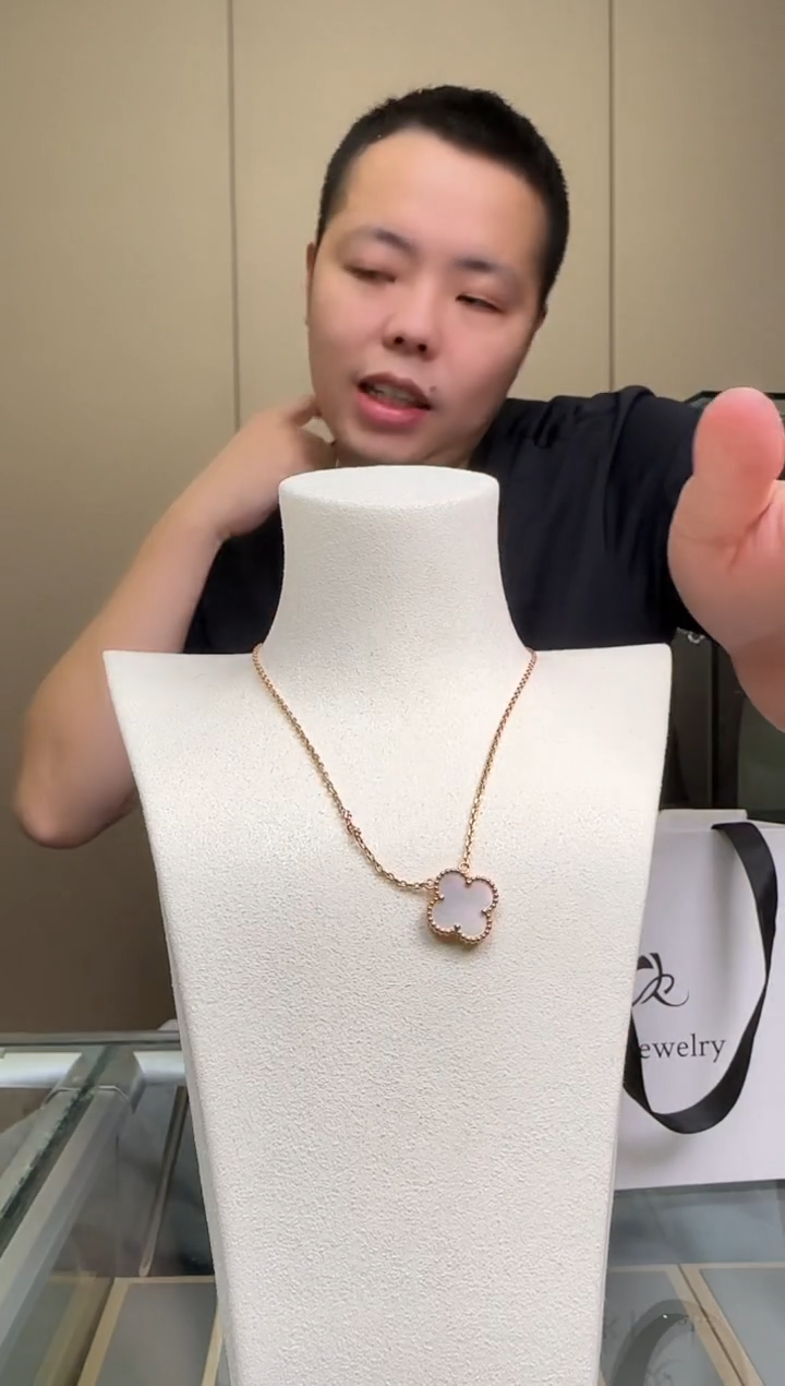 钛钢无钛钢无CK 项链