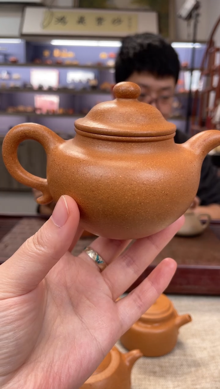 【闪购商品】紫砂茶壶老降坡  莲子