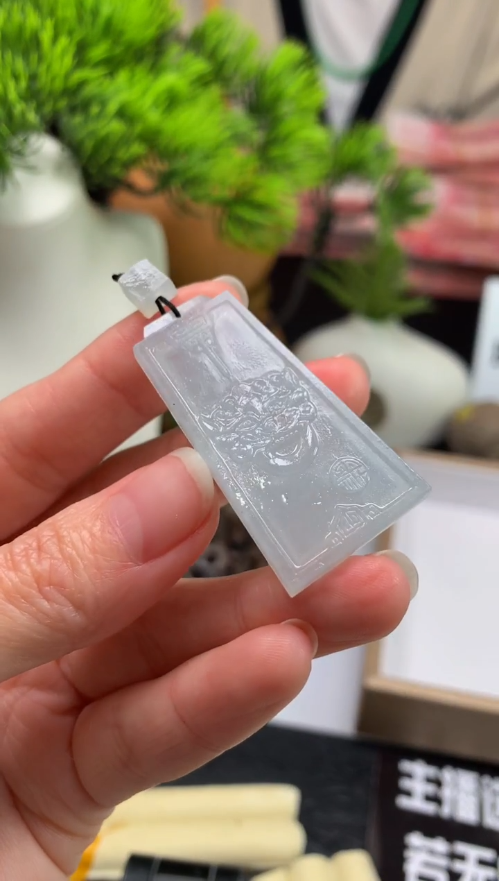 未镶嵌定制翡翠D****?---120136